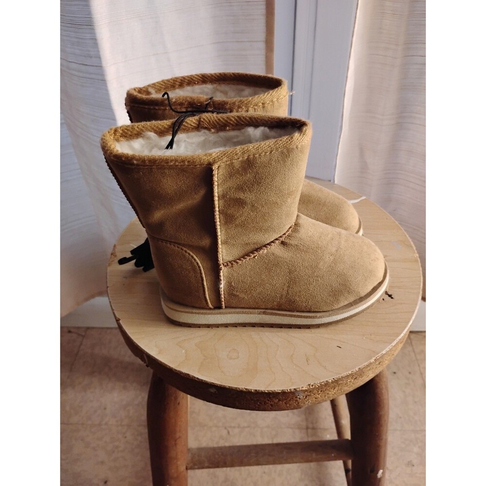 Wonder Nation Girls Tan Faux Suede Cozy Comfy White Faux Fur Boots Size 10
